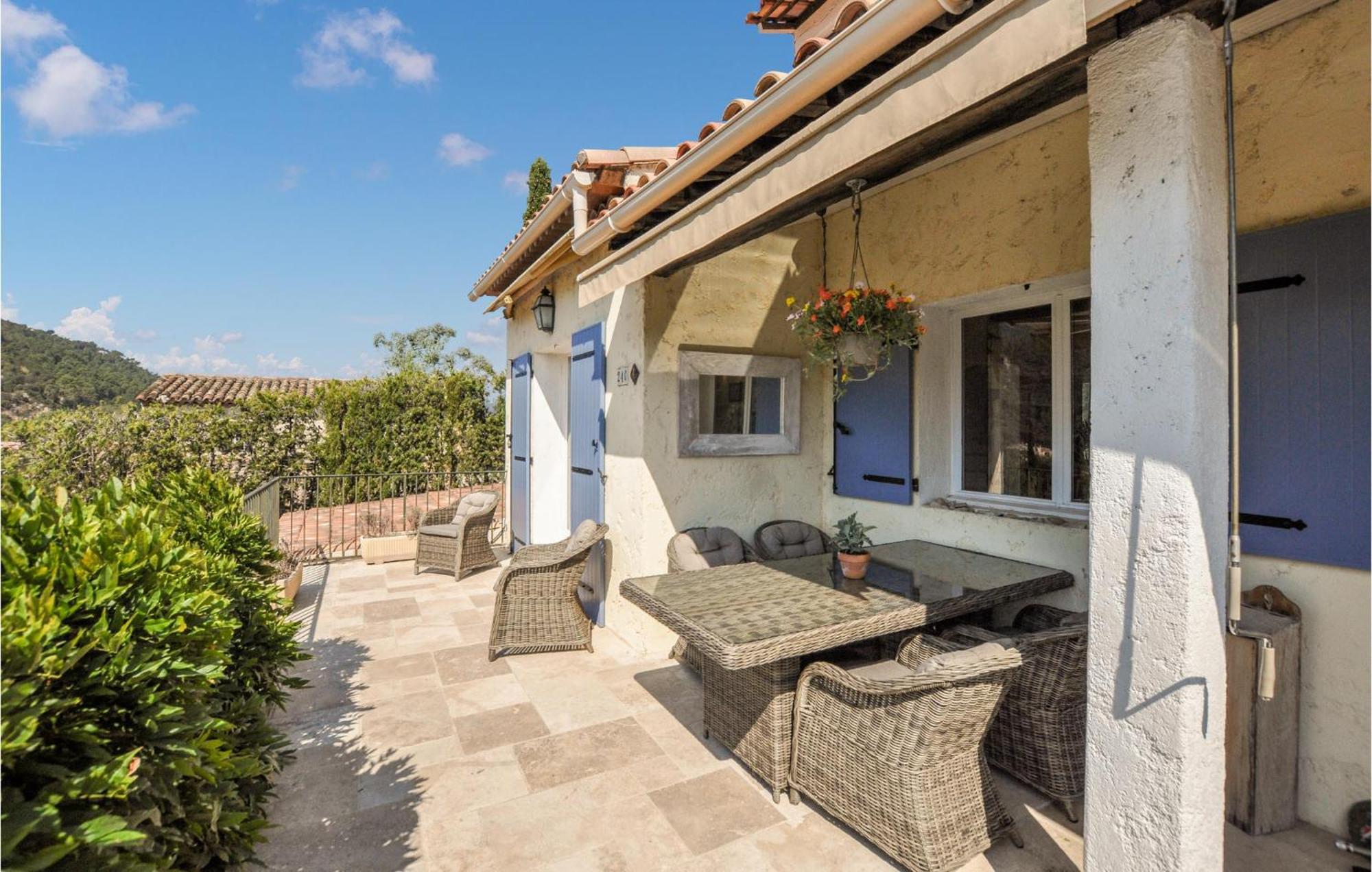 4 Bedroom Amazing In Hébergement de vacances
