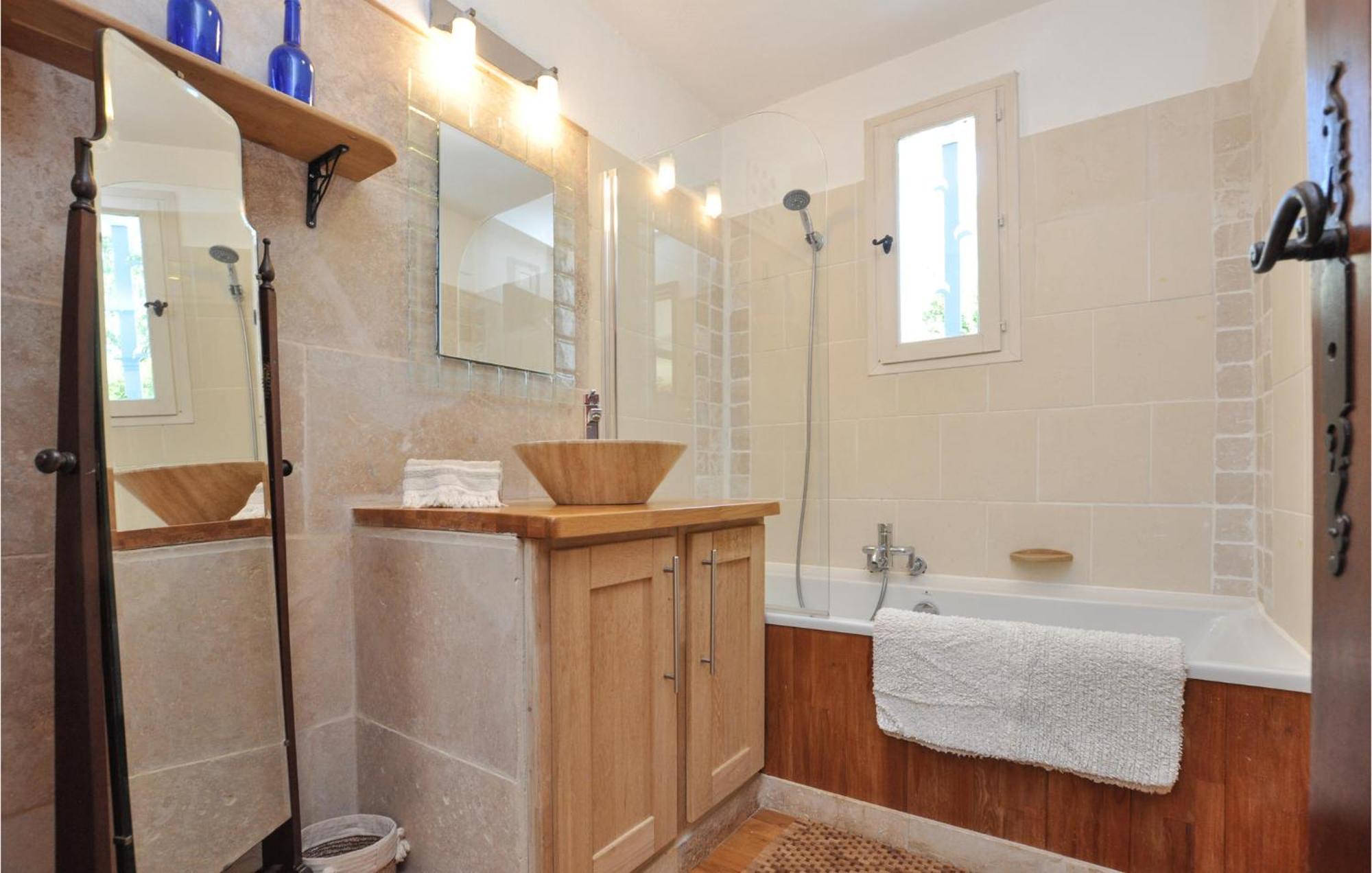 4 Bedroom Amazing In *